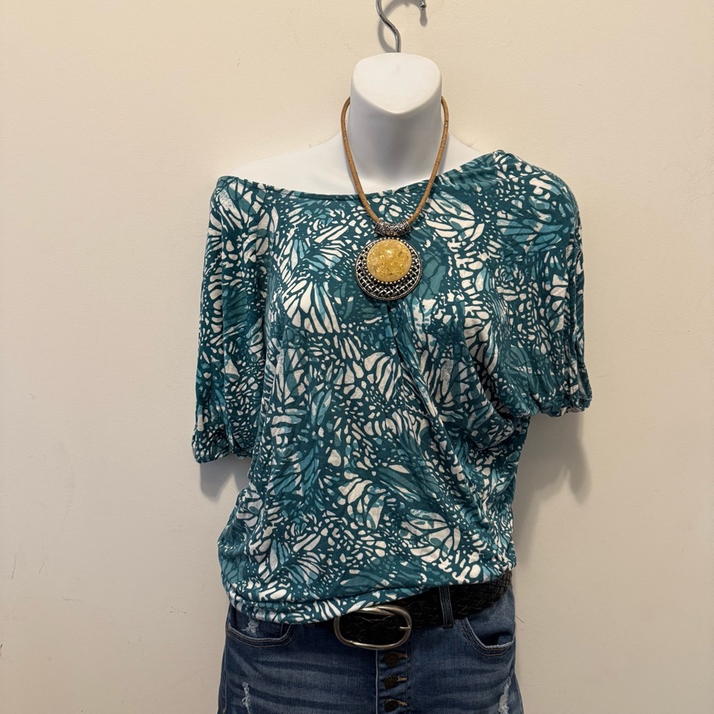 Teal and White Women's Top